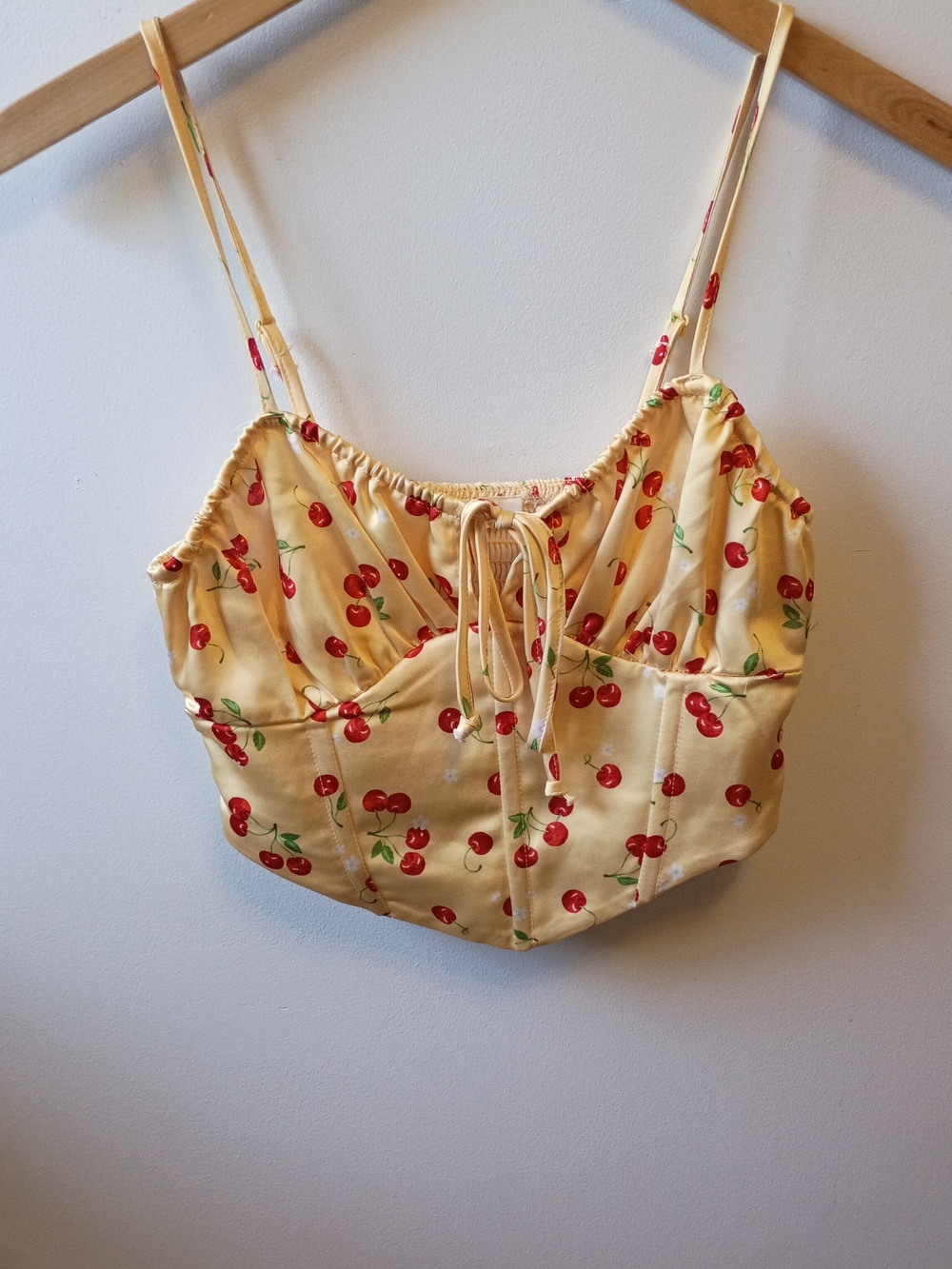 La Hearts Yellow Cherry Print Tie-Front Crop Cami